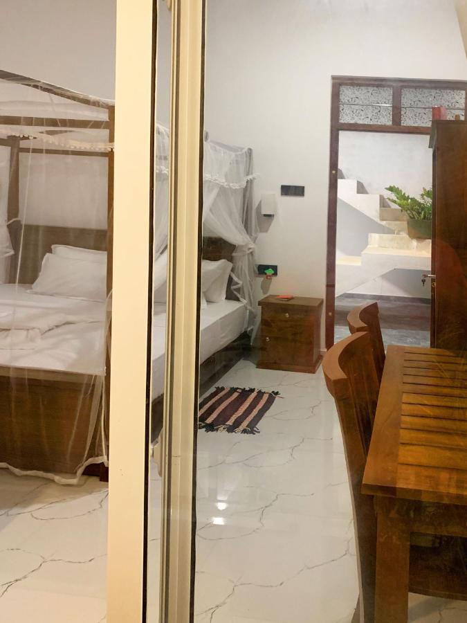Golden Wave Hotel Ahangama Ngoại thất bức ảnh