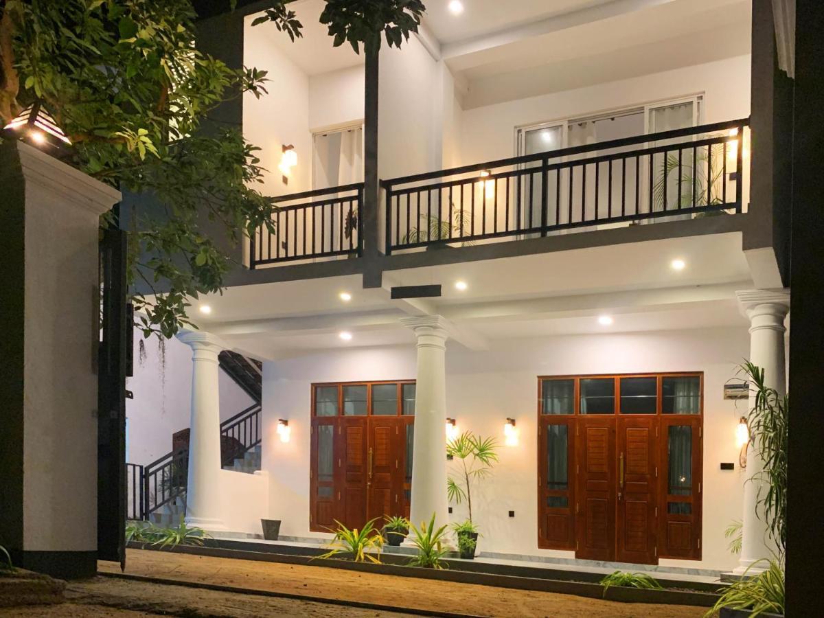Golden Wave Hotel Ahangama Ngoại thất bức ảnh