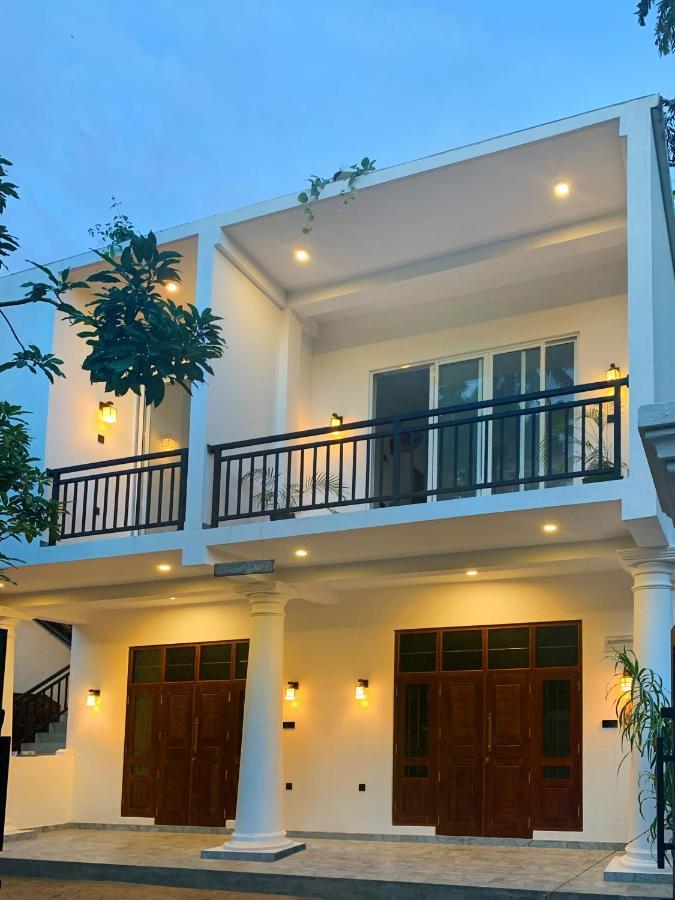 Golden Wave Hotel Ahangama Ngoại thất bức ảnh